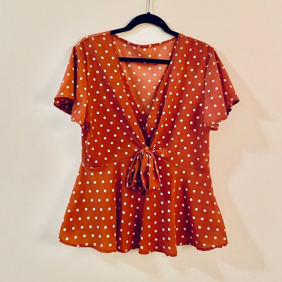SHEIN Tops - Tie Front Polka Dot Peplum Top